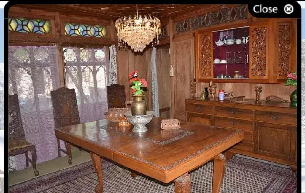 House Boat New Manora Bed & Breakfast Srīnagar Екстериор снимка